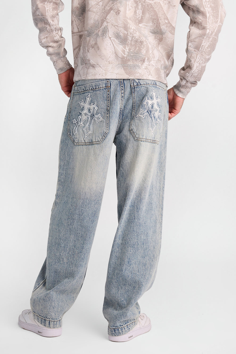 Cross Embroidered Skater Jeans Cross Embroidered Skater Jeans