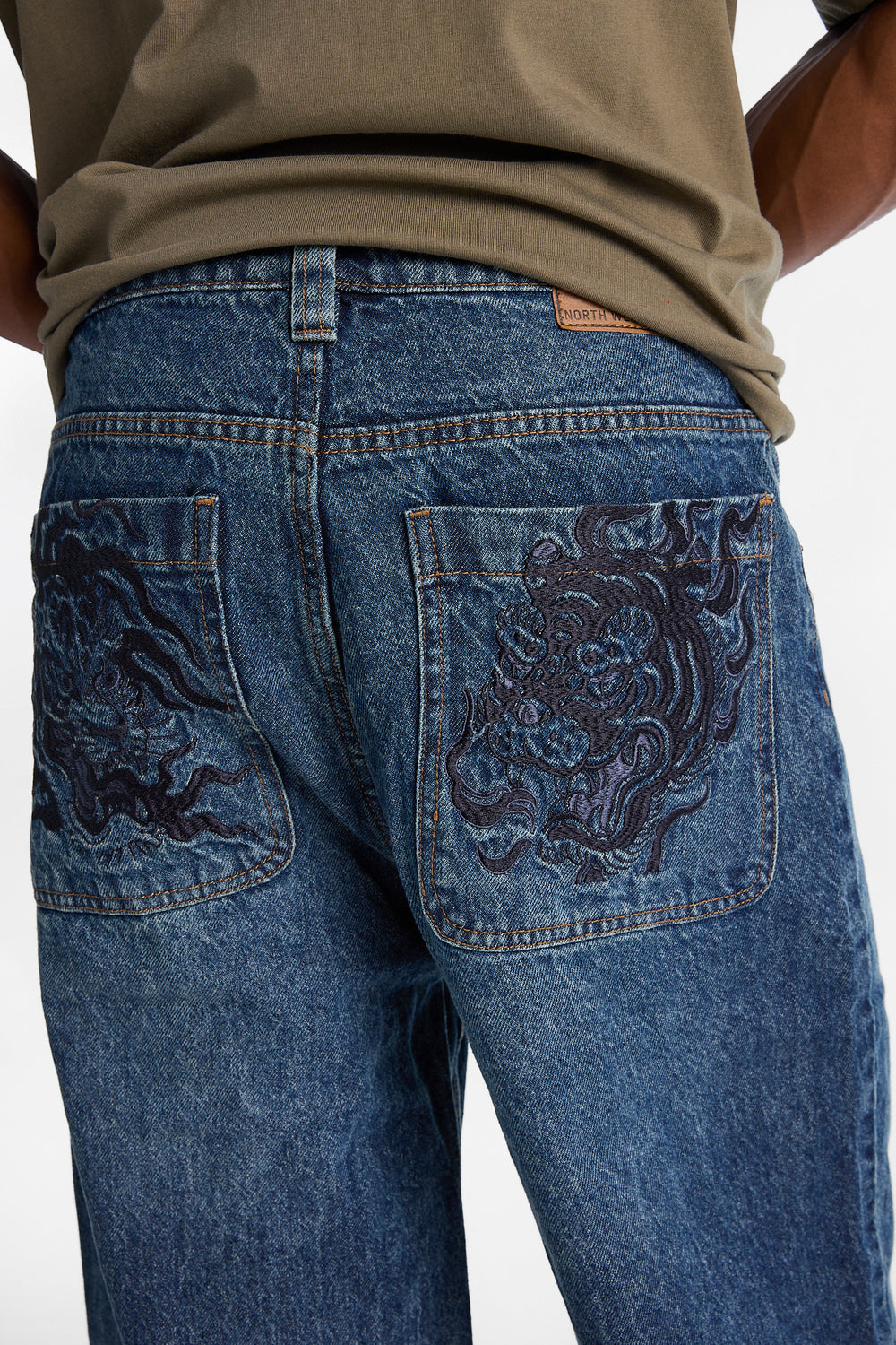 Jean ultra ample brodé Jean ultra ample brodé