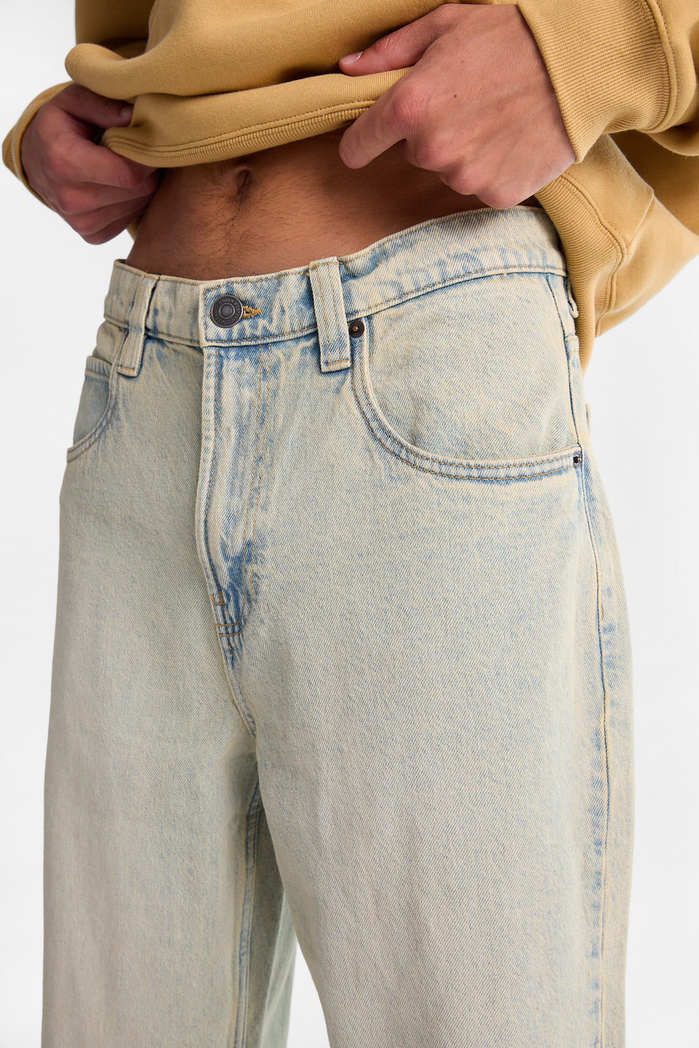 Jean ultra ample teinté Jean ultra ample teinté