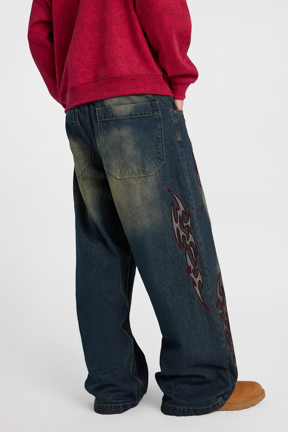 Big Baggy Emboirdered Patch Jeans Big Baggy Emboirdered Patch Jeans