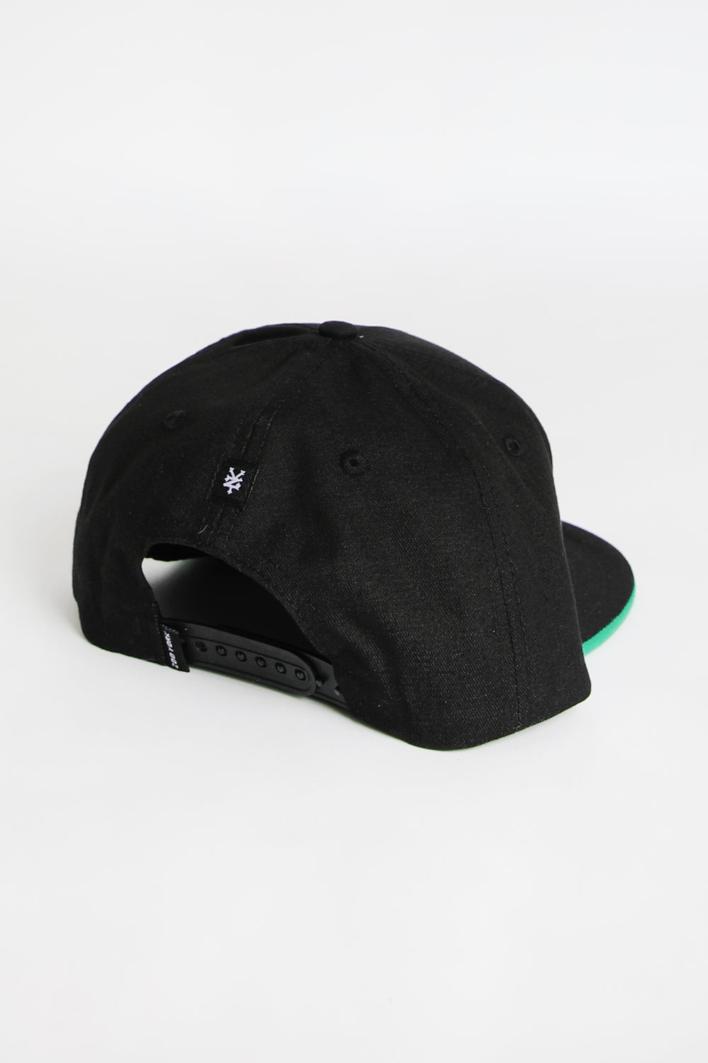 Zoo York Mens Block Logo Flat Brim Hat Zoo York Mens Block Logo Flat Brim Hat