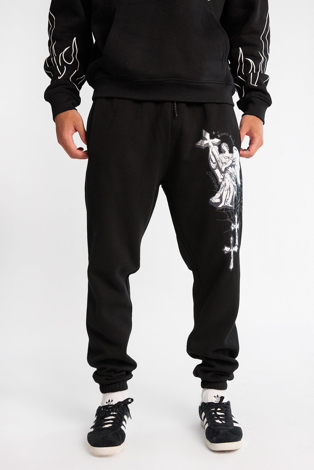 Southpole Saint Graphic Swatpants Southpole Saint Graphic Swatpants