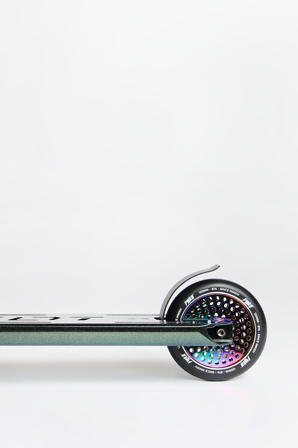 Pivot X-Pro Green Chameleon Scooter Pivot X-Pro Green Chameleon Scooter