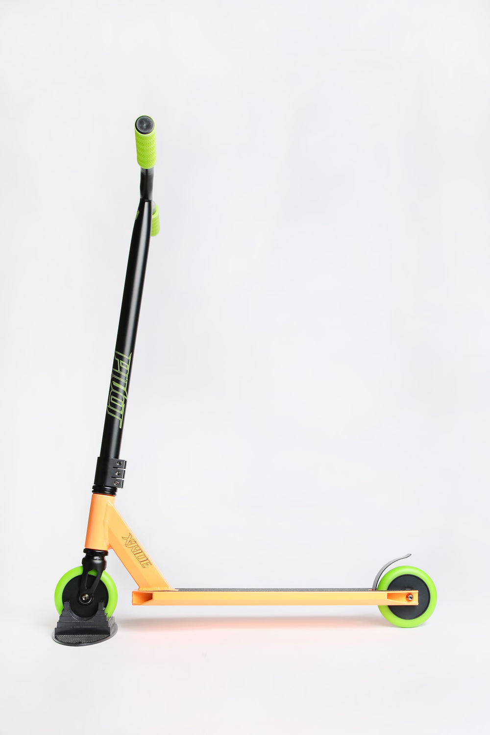 Pivot X-Ride Orange and Green Scooter Pivot X-Ride Orange and Green Scooter