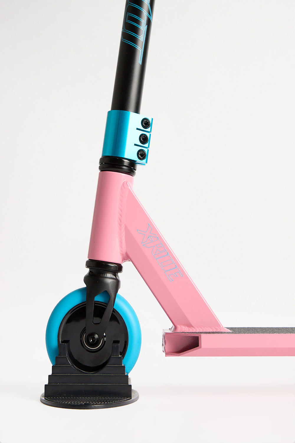 Trottinette Pivot X-Ride rose et bleue Trottinette Pivot X-Ride rose et bleue