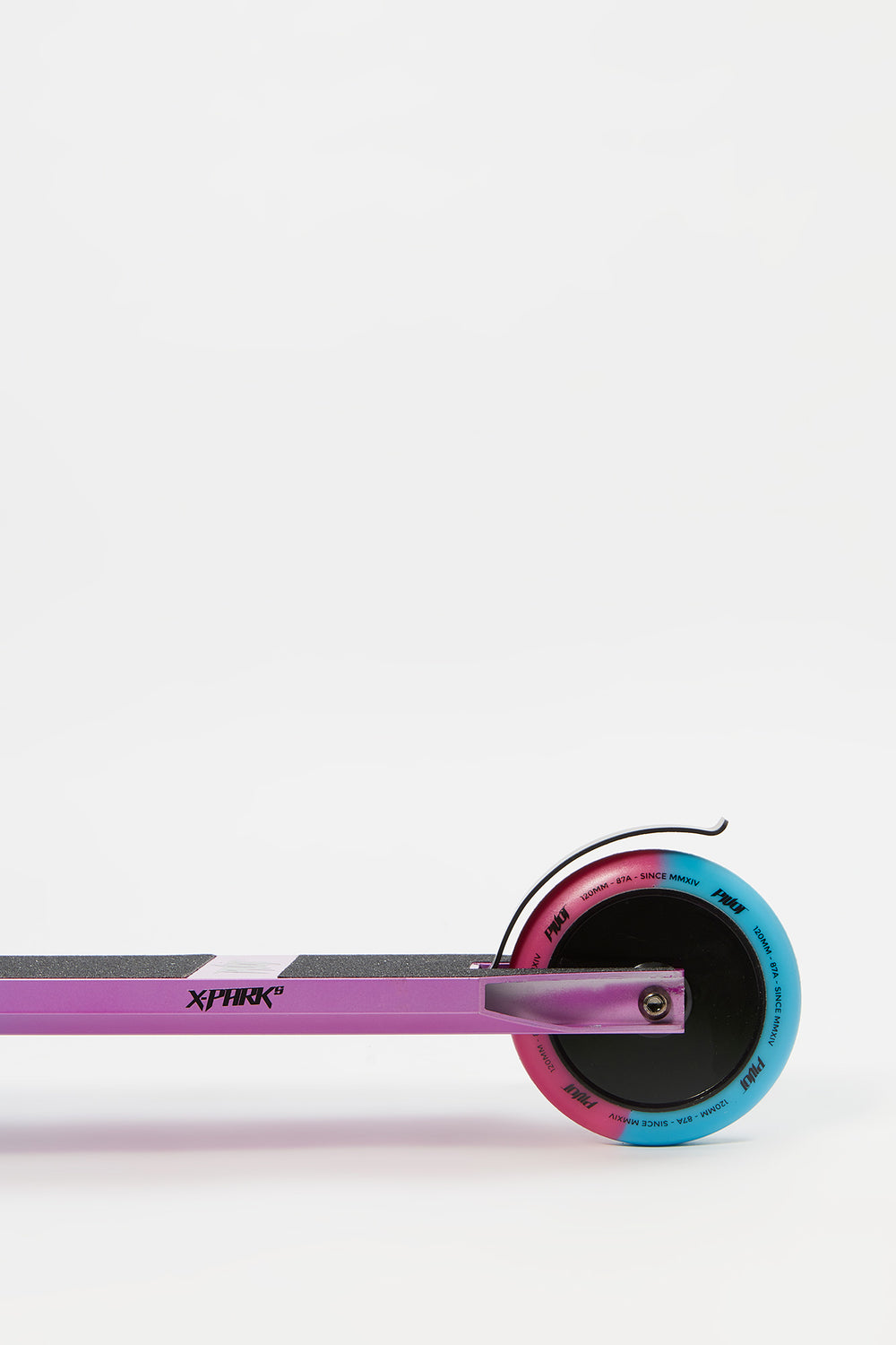 Pivot X-Park Blue & Pink Fade Scooter Pivot X-Park Blue & Pink Fade Scooter