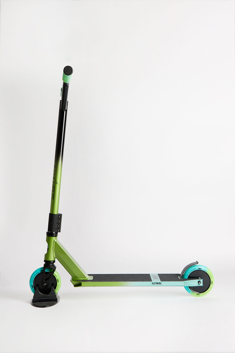 Pivot X-Park Green & Blue Fade Scooter Pivot X-Park Green & Blue Fade Scooter