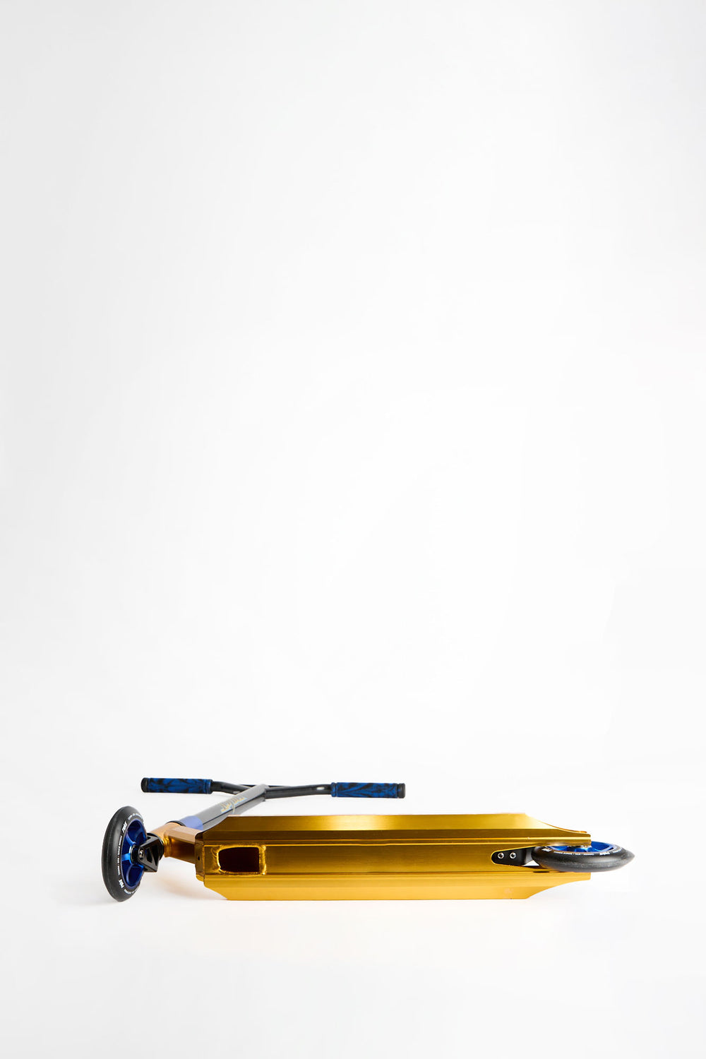 Pivot X-Park Gold & Blue Scooter Pivot X-Park Gold & Blue Scooter