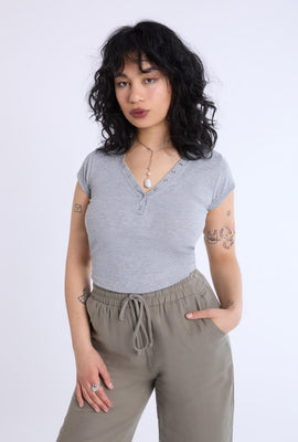 T-shirt court Henley ourlet arrondi