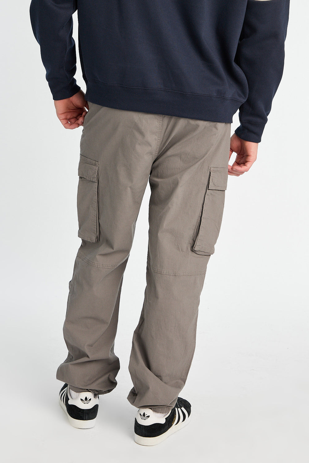 Jogger cargo en popeline coupé-cousu AERO Jogger cargo en popeline coupé-cousu AERO