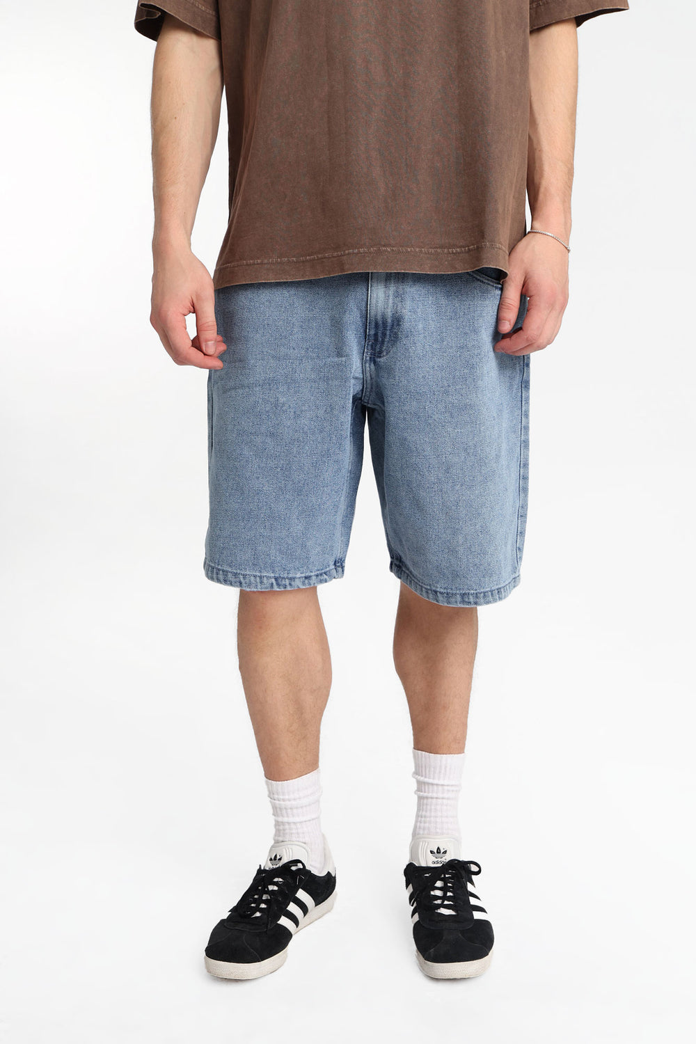 Ford Motor Co. Detroit Embroidered Loose Denim Shorts Ford Motor Co. Detroit Embroidered Loose Denim Shorts