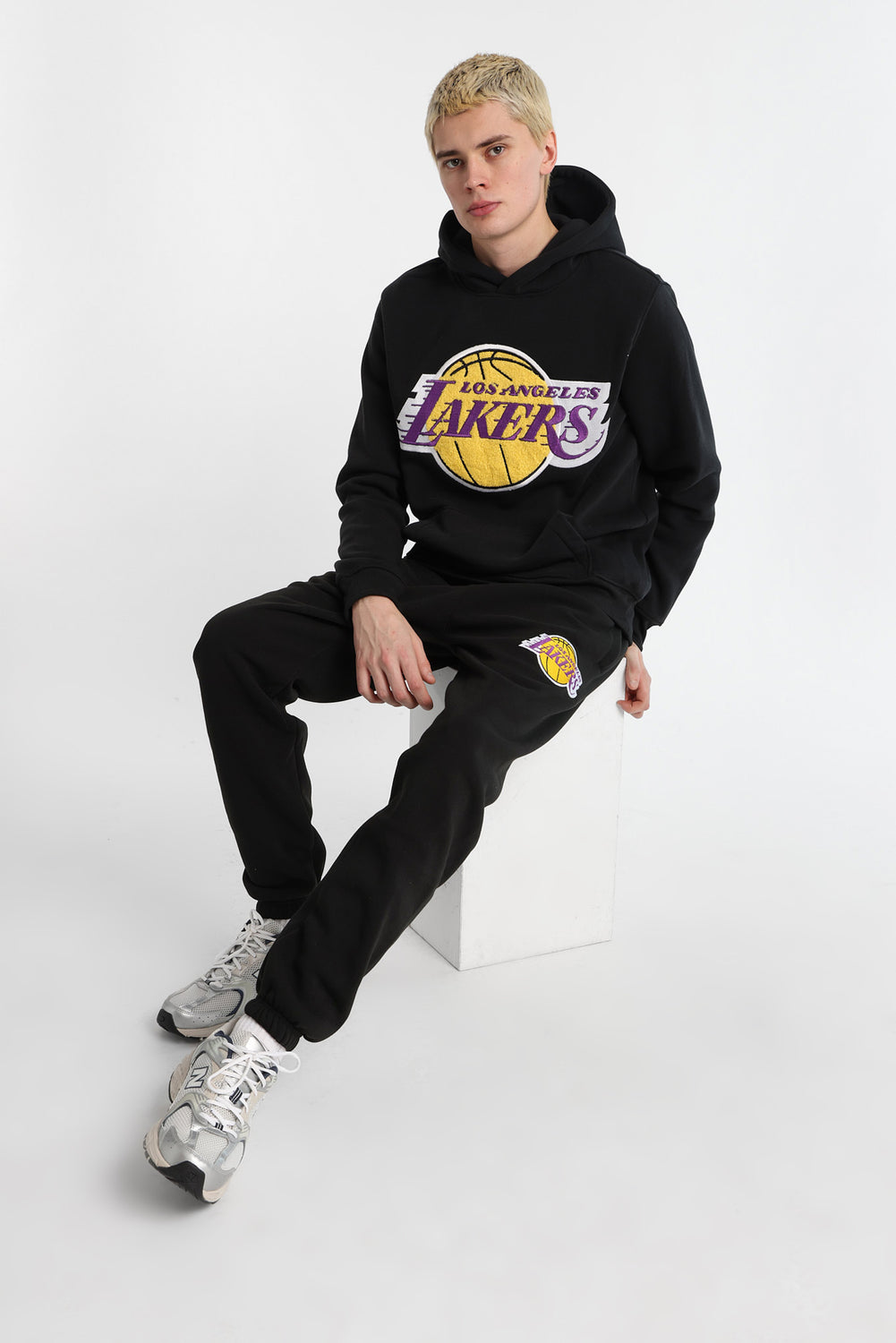 Jogger en molleton brodé Los Angeles Lakers Jogger en molleton brodé Los Angeles Lakers