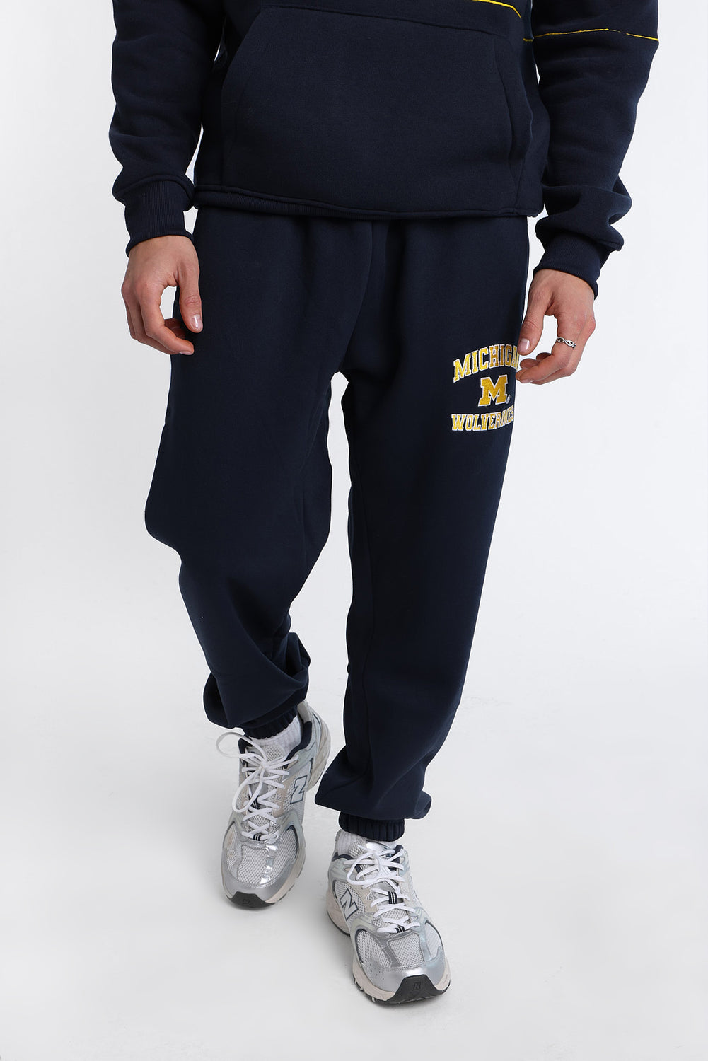 Jogger en molleton marine brodé Michigan Wolverines Jogger en molleton marine brodé Michigan Wolverines