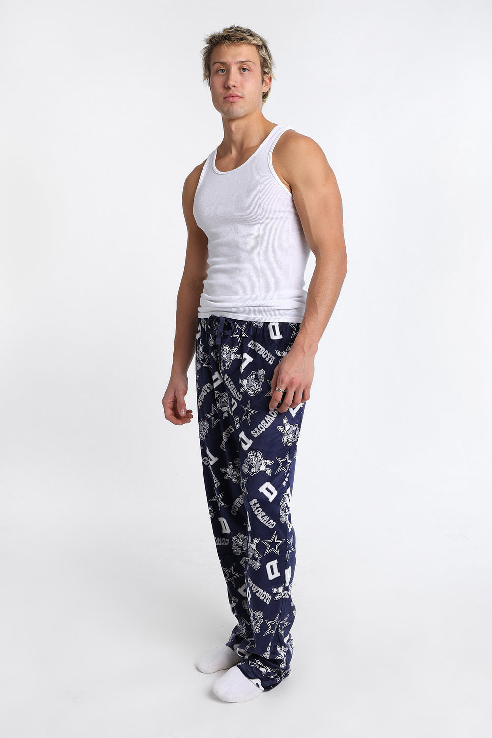 Pantalon pyjama en molleton soyeux imprimé Dallas Cowboys Pantalon pyjama en molleton soyeux imprimé Dallas Cowboys - West49