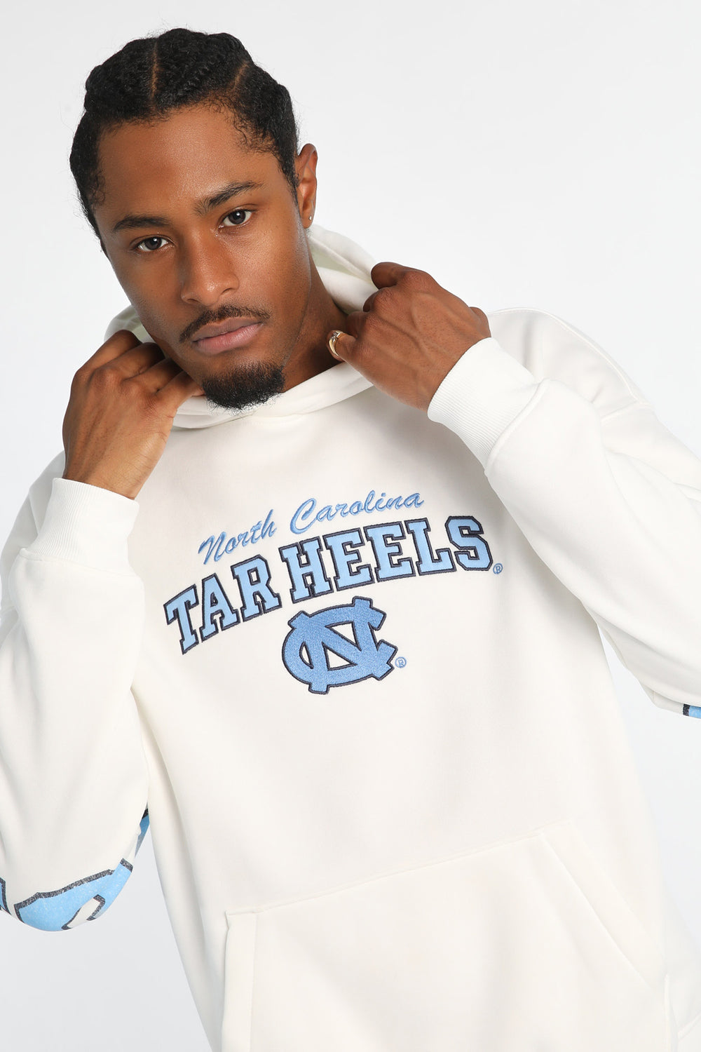 Haut à capuchon imprimé au dos University of North Carolina Tar Heels Haut à capuchon imprimé au dos University of North Carolina Tar Heels
