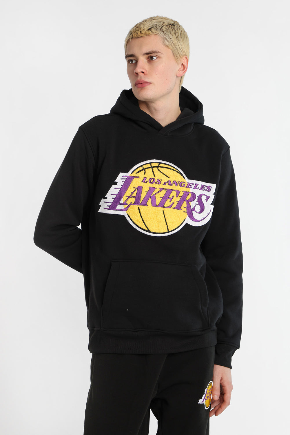 Haut à capuchon logo chenille Los Angeles Lakers Haut à capuchon logo chenille Los Angeles Lakers