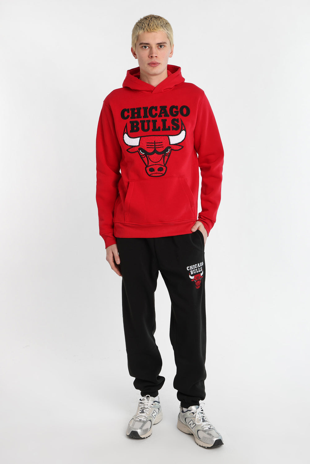 Haut à capuchon logo chenille Chicago Bulls Haut à capuchon logo chenille Chicago Bulls