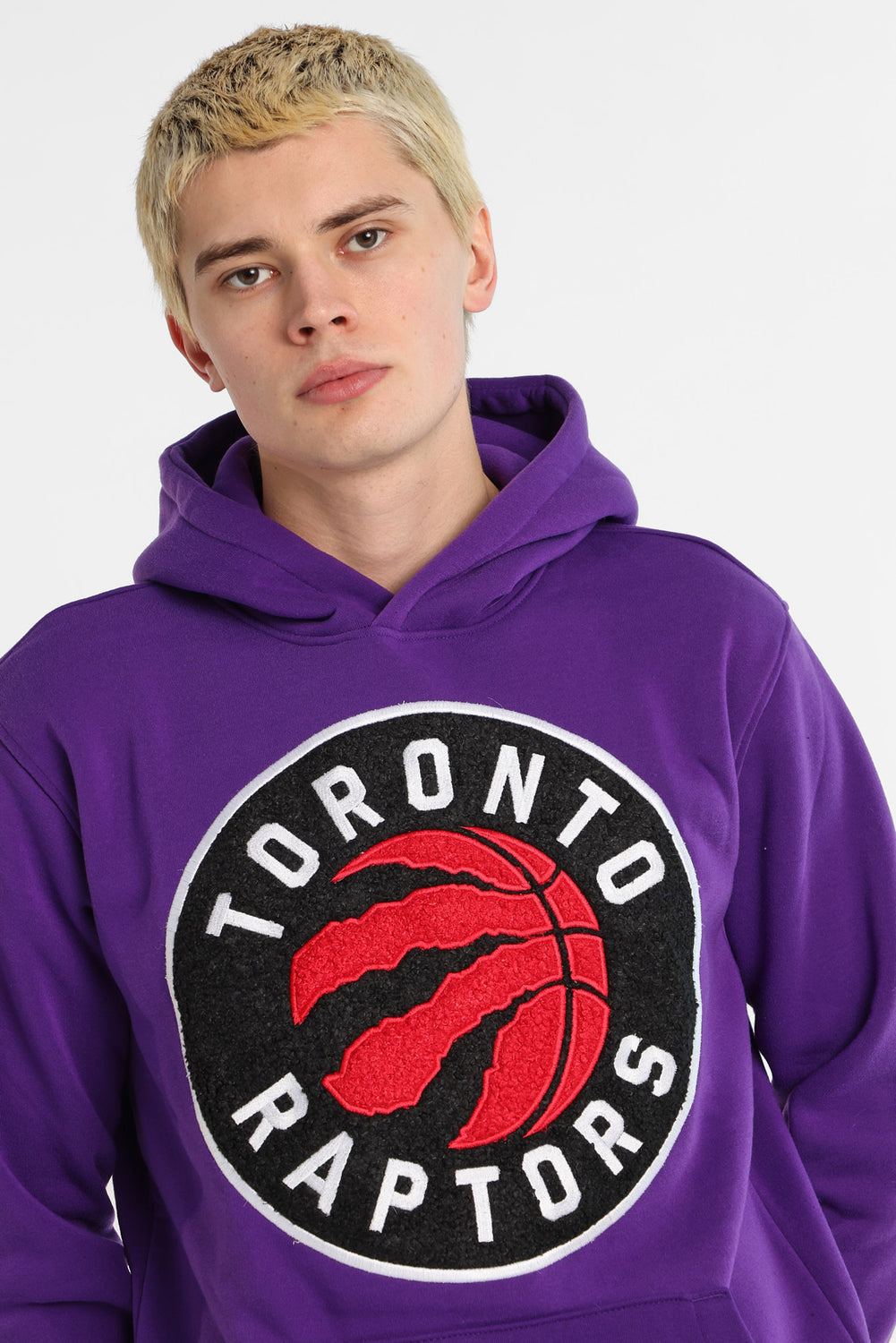 Haut à capuchon logo chenille Toronto Raptors Haut à capuchon logo chenille Toronto Raptors
