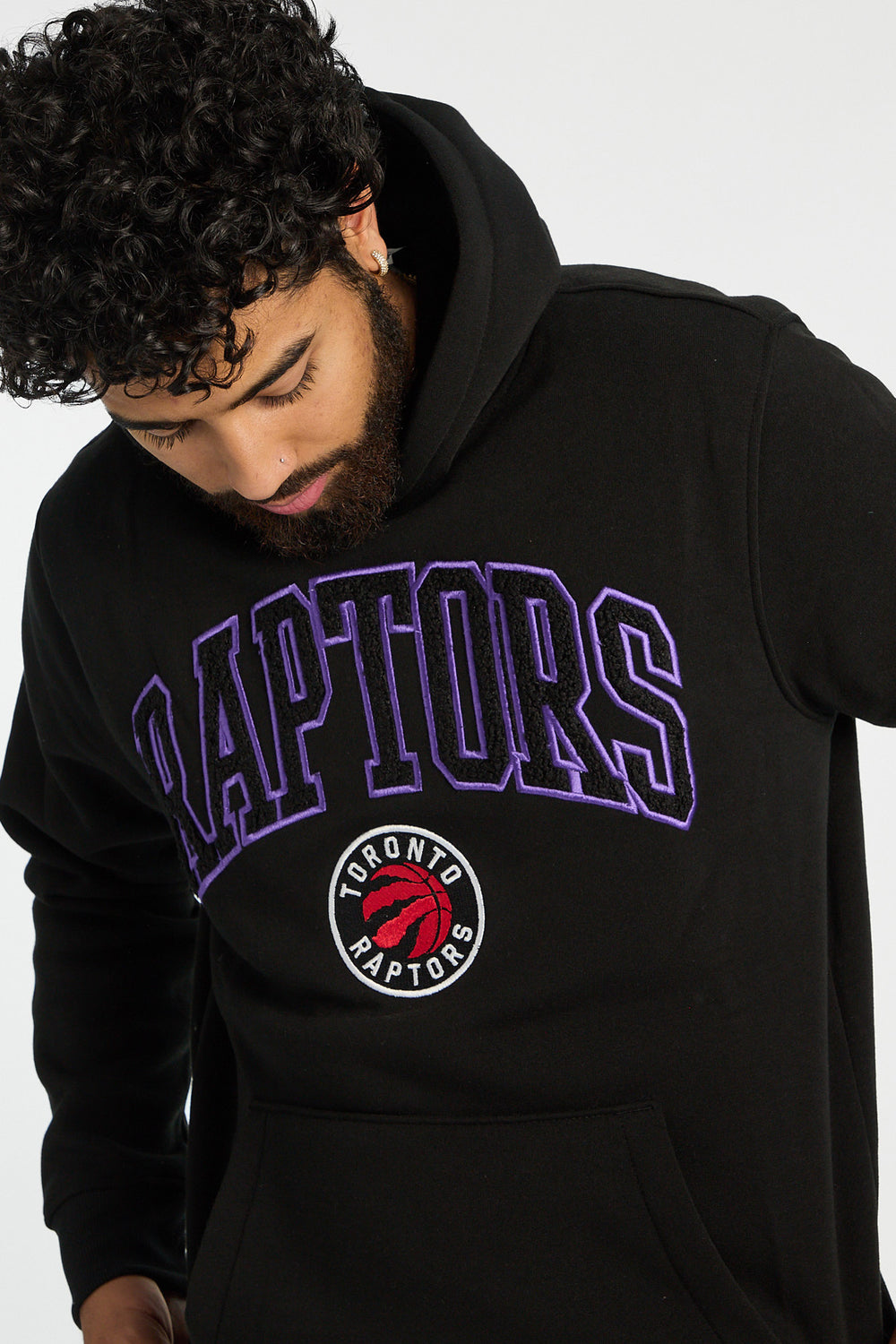 Haut à capuchon logo chenille Toronto Raptors homme Haut à capuchon logo chenille Toronto Raptors homme