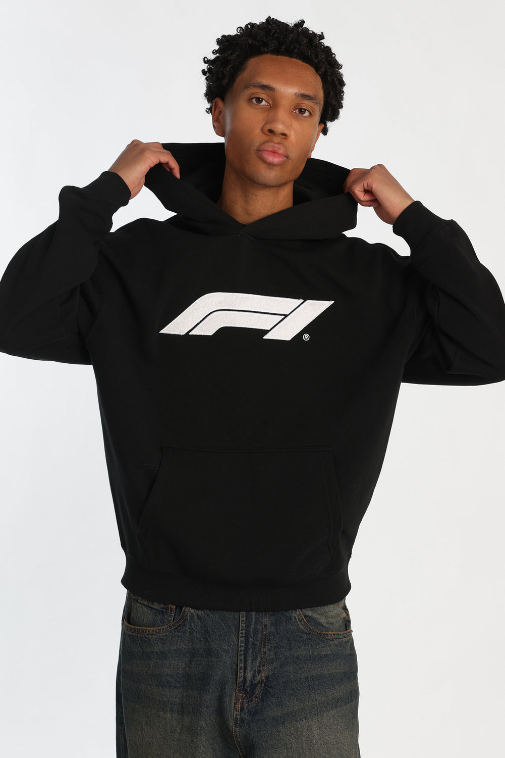 Haut à capuchon logo chenille Formula 1 Haut à capuchon logo chenille Formula 1