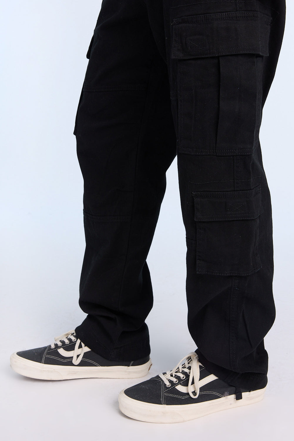 AERO Mens Loose Cargo Twill Pant AERO Mens Loose Cargo Twill Pant