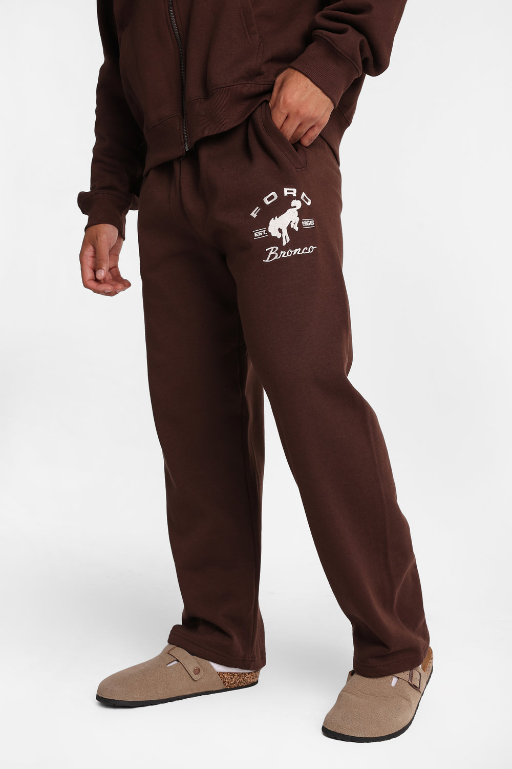 Pantalon en molleton brodé Ford Bronco Pantalon en molleton brodé Ford Bronco