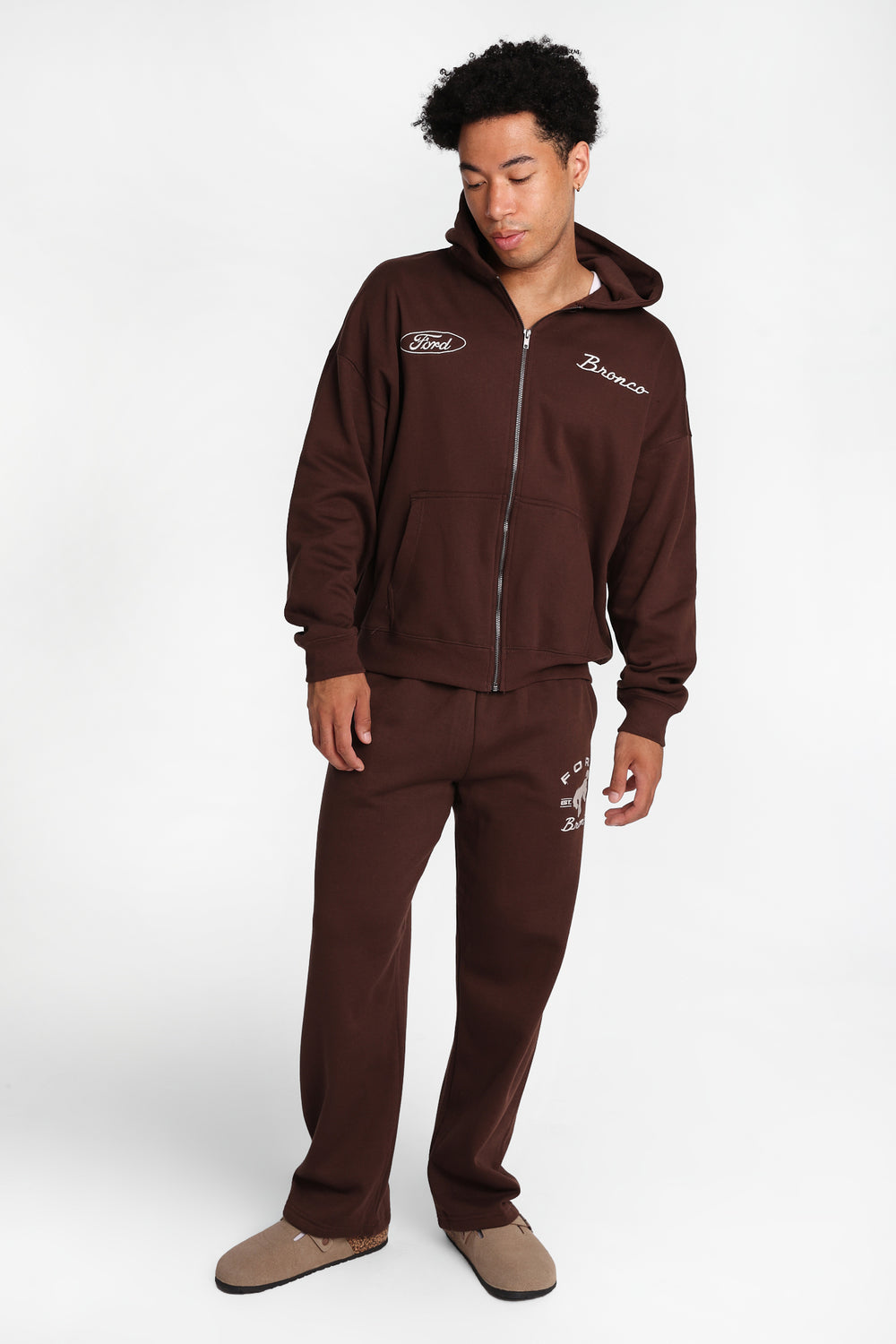 Pantalon en molleton brodé Ford Bronco Pantalon en molleton brodé Ford Bronco