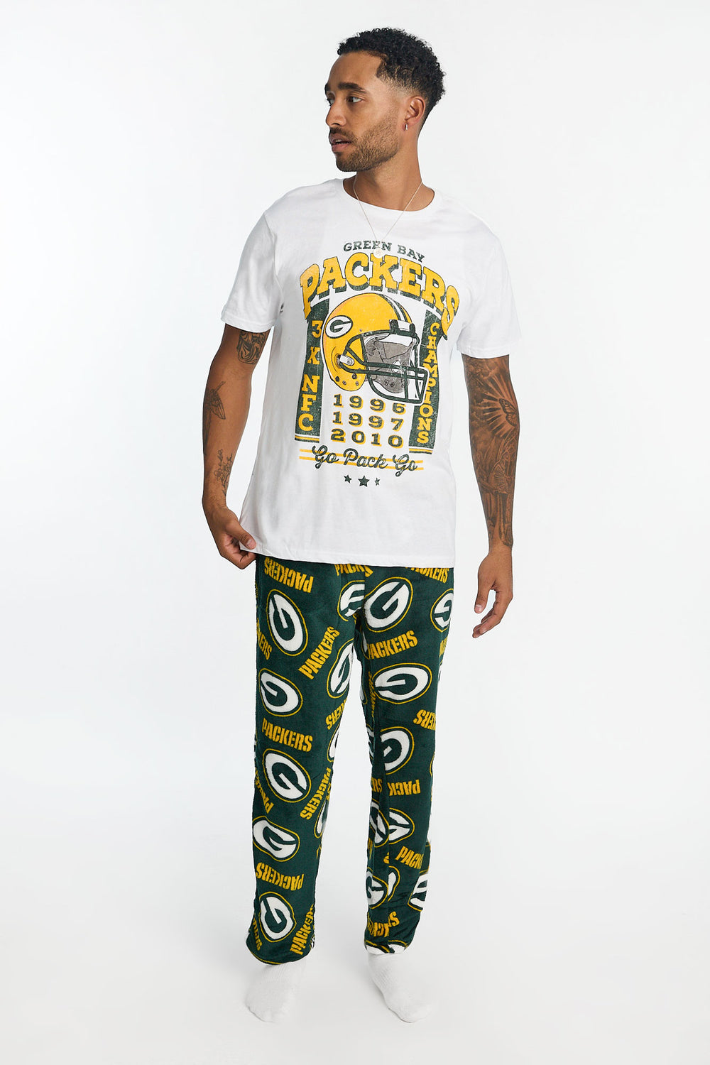 Mens Green Bay Packers 2-Piece Graphic Tee & Pajama Pant Set Mens Green Bay Packers 2-Piece Graphic Tee & Pajama Pant Set