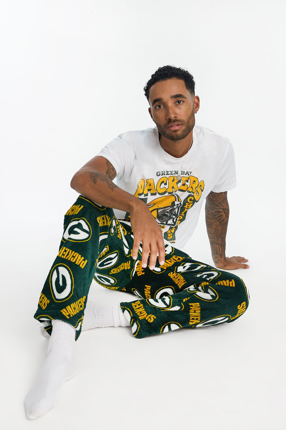 Mens Green Bay Packers 2-Piece Graphic Tee & Pajama Pant Set Mens Green Bay Packers 2-Piece Graphic Tee & Pajama Pant Set