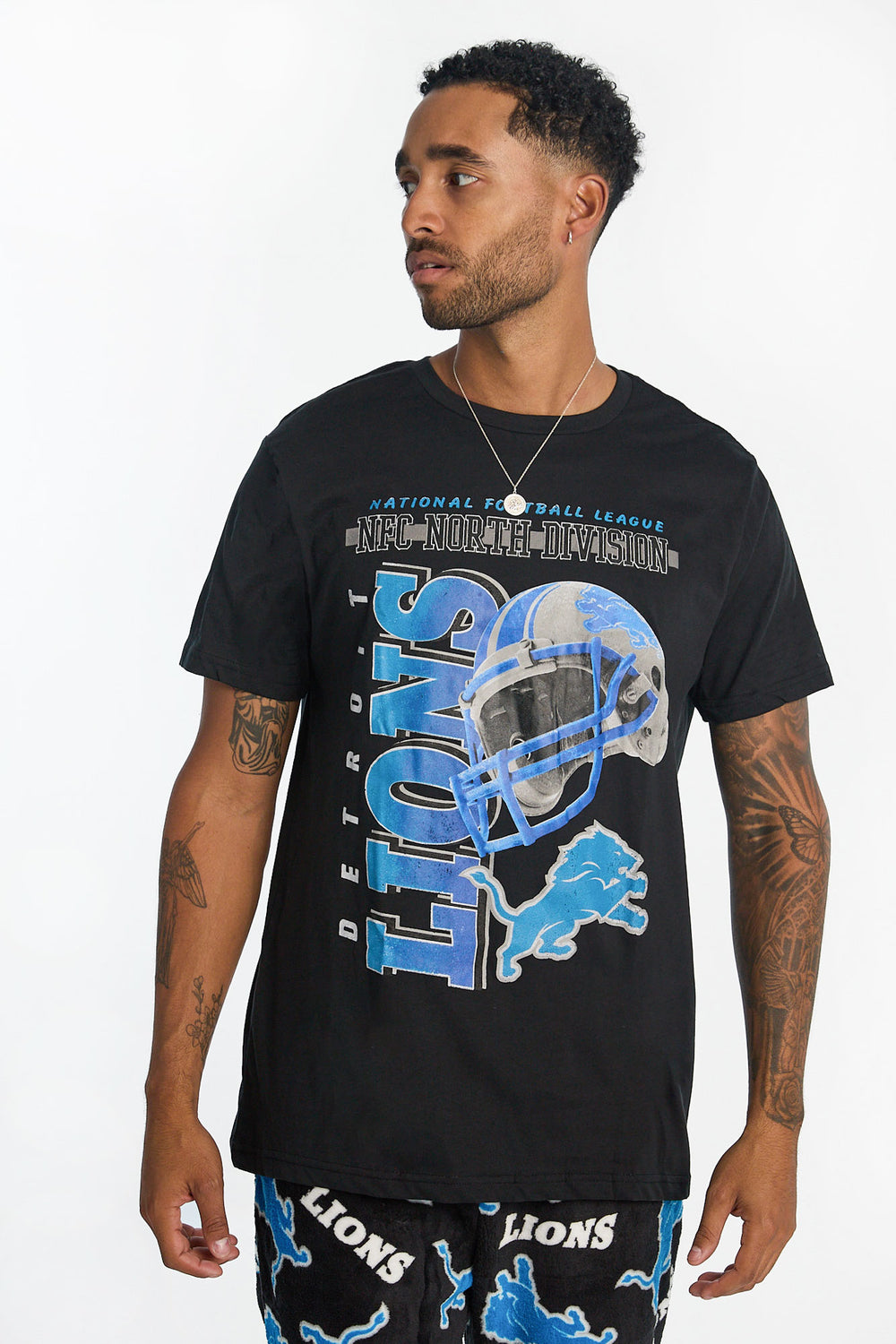 Mens Detroit Lions 2-Piece Graphic Tee & Pajama Pant Set Mens Detroit Lions 2-Piece Graphic Tee & Pajama Pant Set