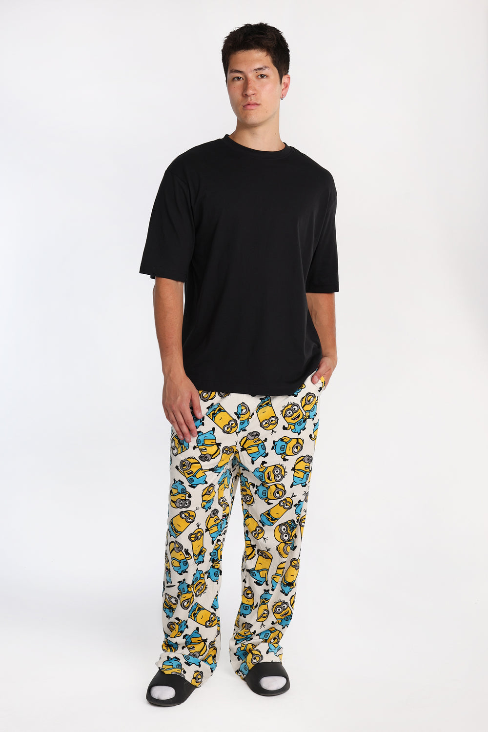 Pantalon pyjama en molleton soyeux imprimé Minions Pantalon pyjama en molleton soyeux imprimé Minions