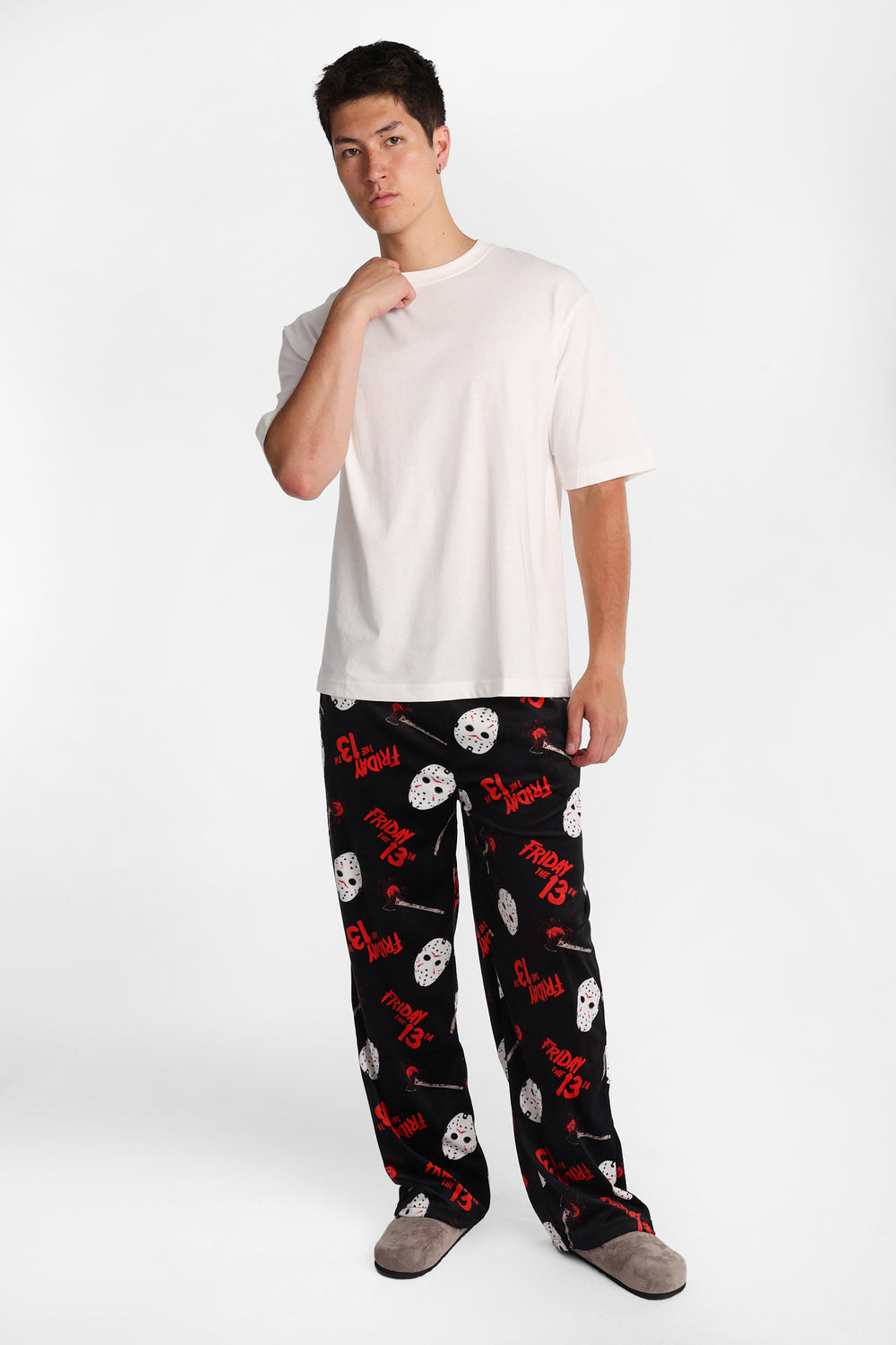 Pantalon pyjama en molleton soyeux imprimé Vendredi 13 Pantalon pyjama en molleton soyeux imprimé Vendredi 13