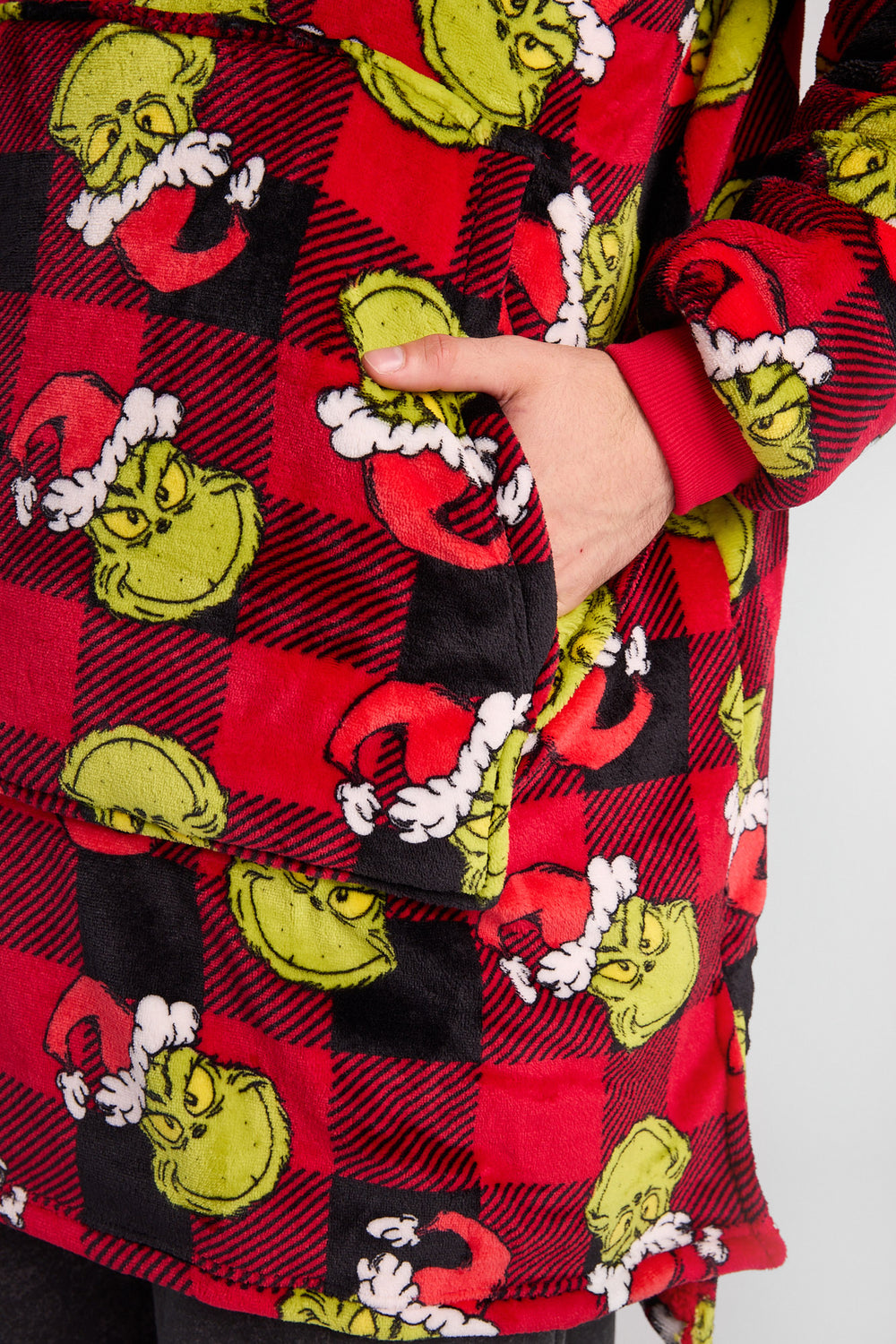 Haut à capuchon couverture à carreaux imprimé Le Grinch Haut à capuchon couverture à carreaux imprimé Le Grinch