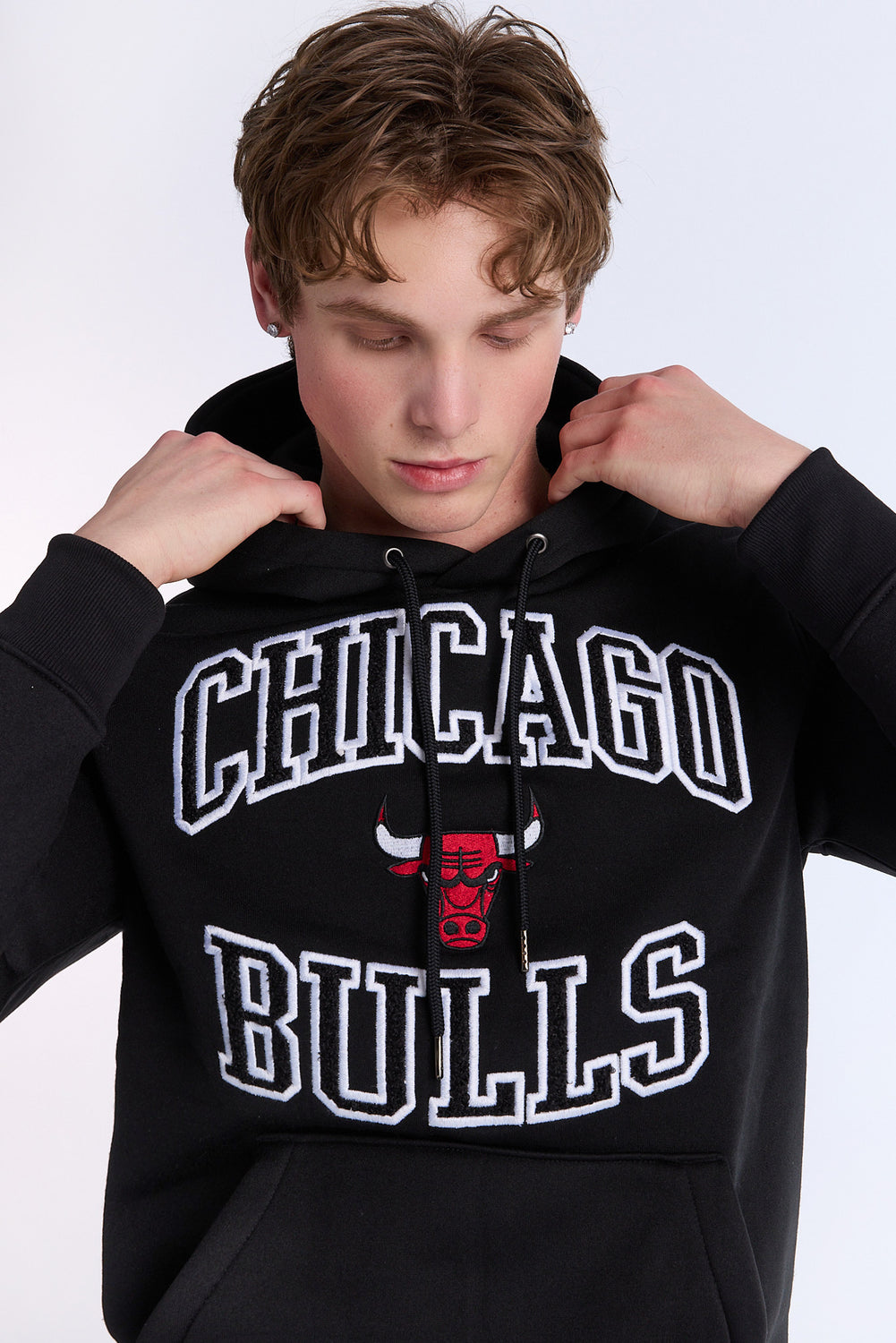 Mens Chicago Bulls Chenille Logo Hoodie Mens Chicago Bulls Chenille Logo Hoodie
