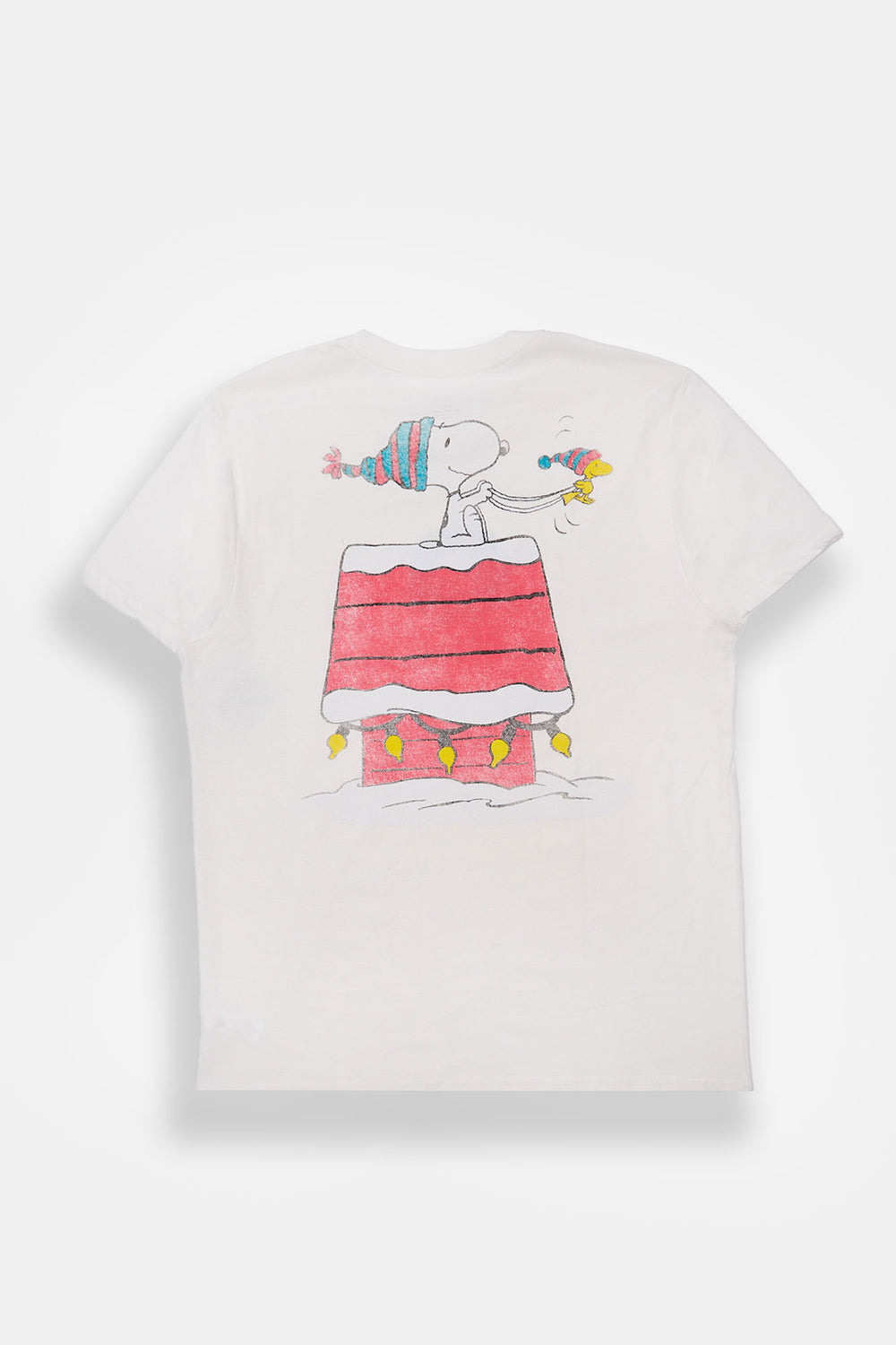 Mens Peanuts Snoopy Wreath Graphic T-Shirt Mens Peanuts Snoopy Wreath Graphic T-Shirt