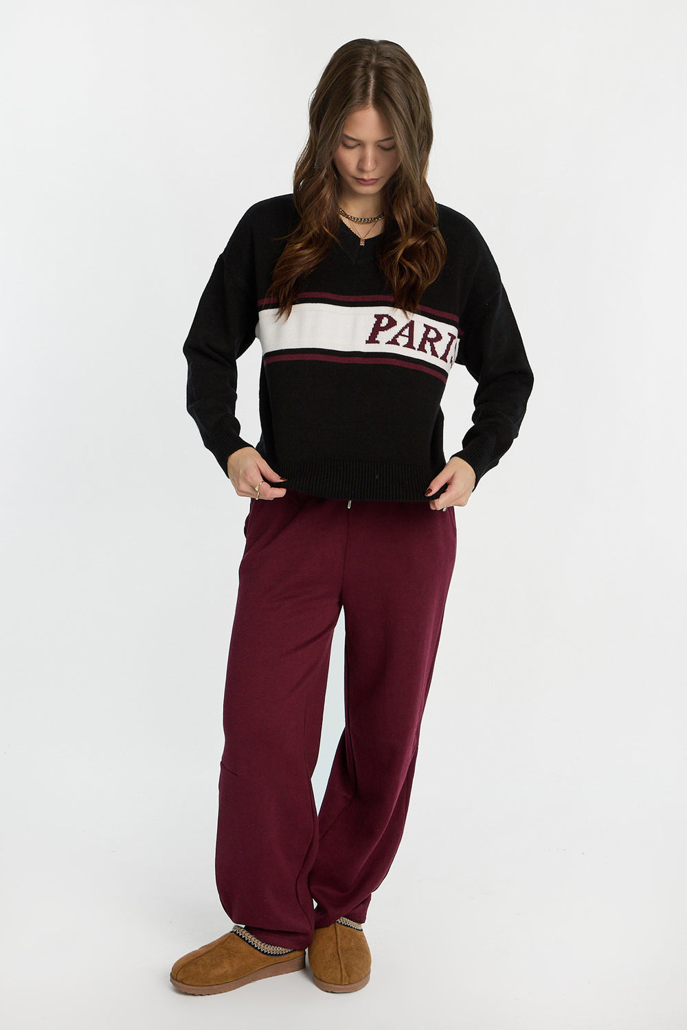 AERO Graphic Flat Knit V-Neck Sweater AERO Graphic Flat Knit V-Neck Sweater