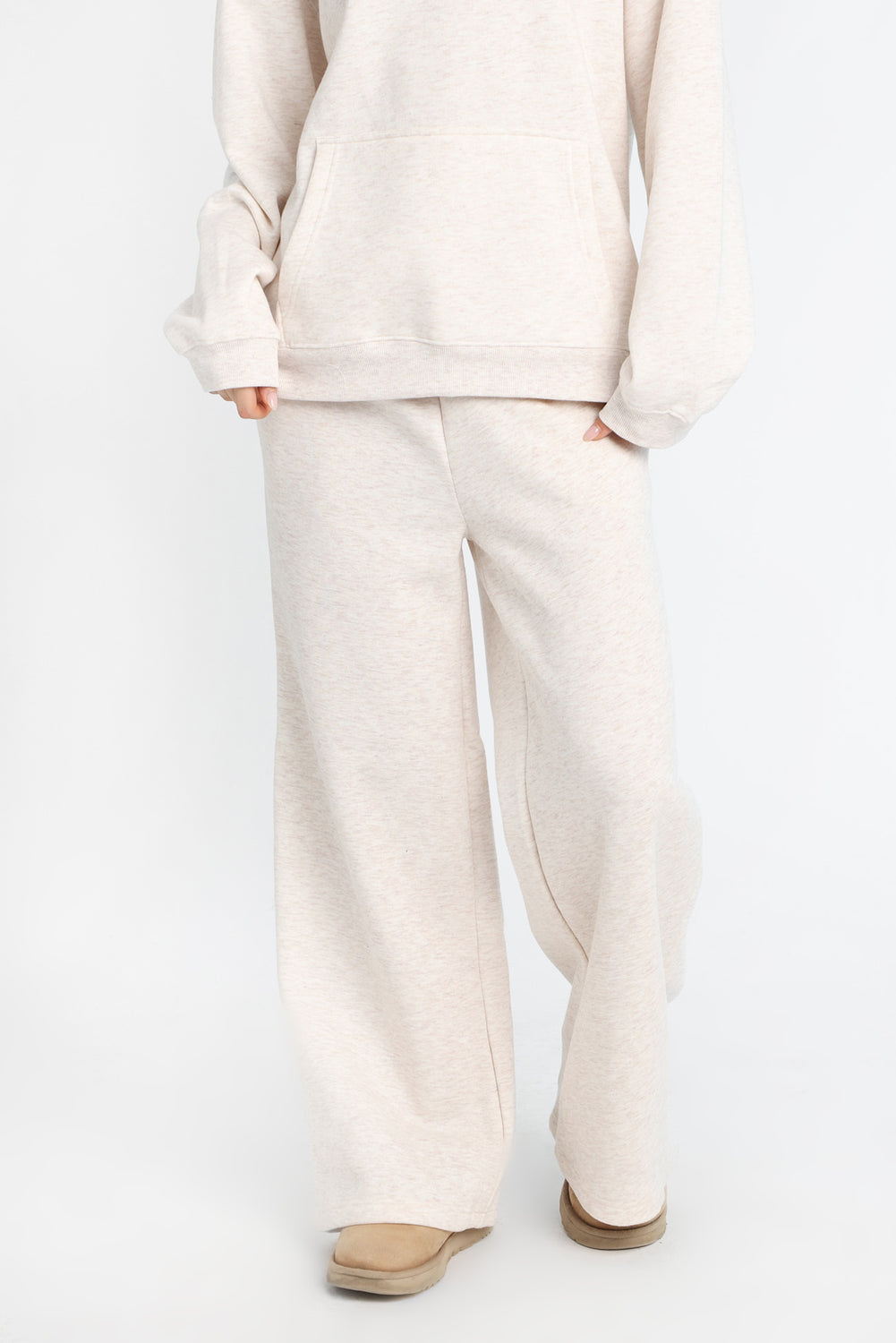 AERO Wide-Leg Sweatpants AERO Wide-Leg Sweatpants