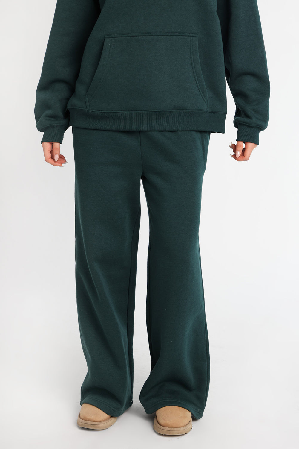 AERO Wide-Leg Sweatpants AERO Wide-Leg Sweatpants