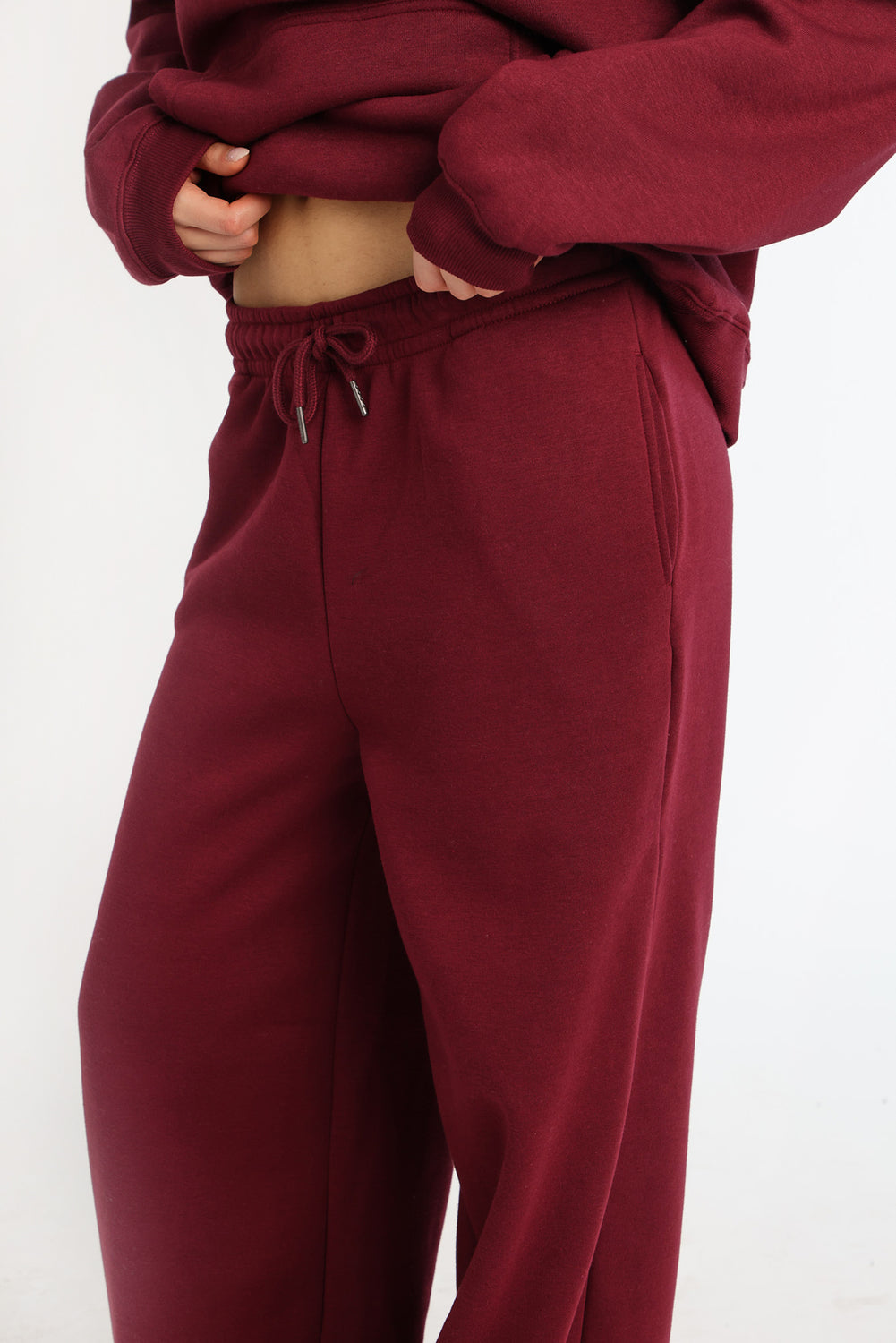 AERO Wide-Leg Sweatpants AERO Wide-Leg Sweatpants