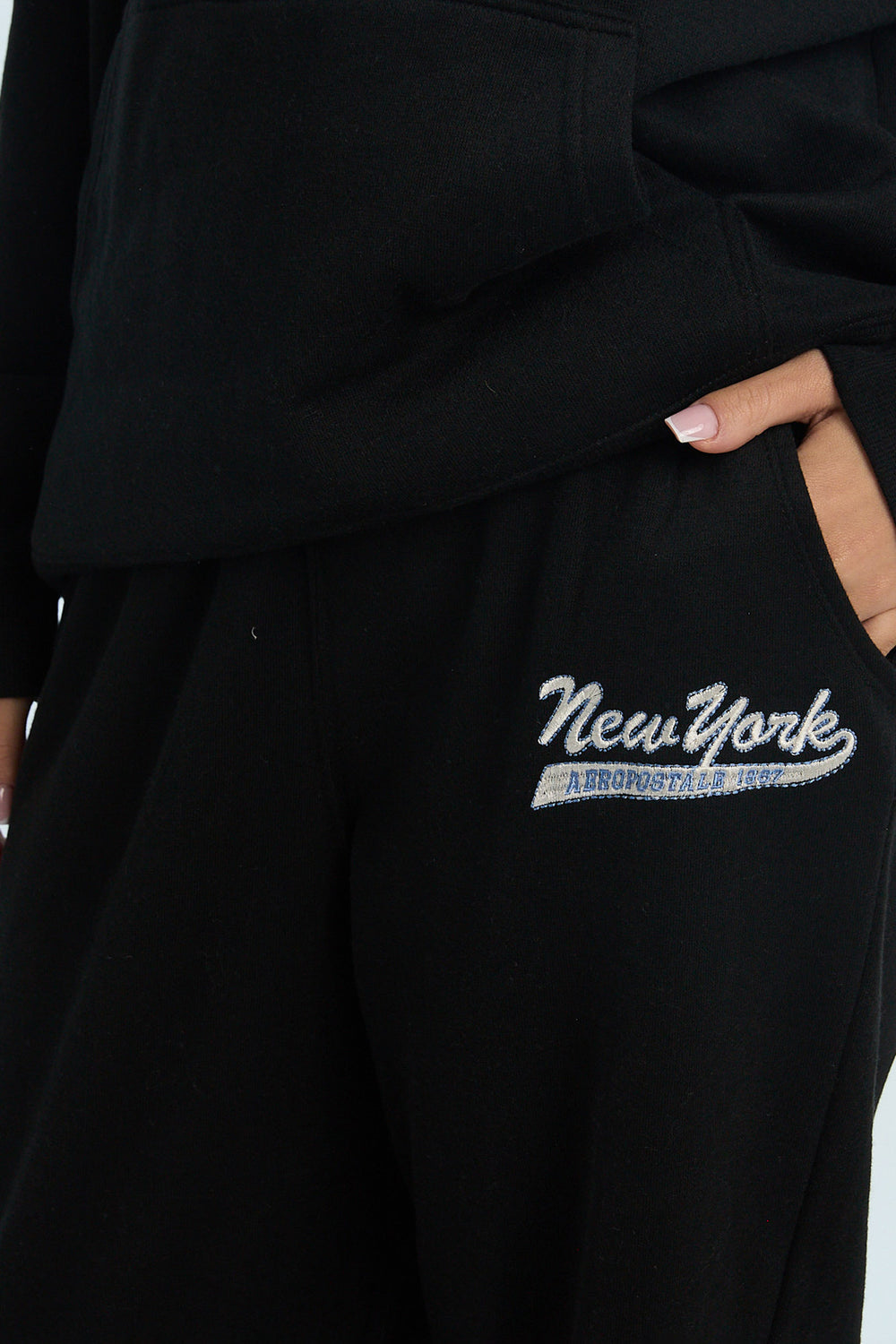 AERO Graphic Boyfriend Sweatpant AERO Graphic Boyfriend Sweatpant