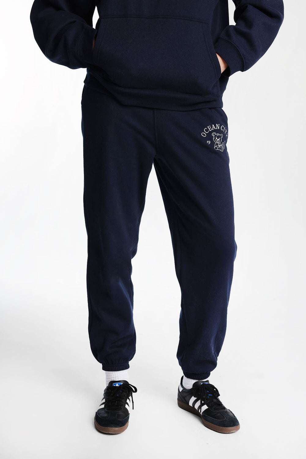 AERO Boyfriend Fleece Jogger AERO Boyfriend Fleece Jogger