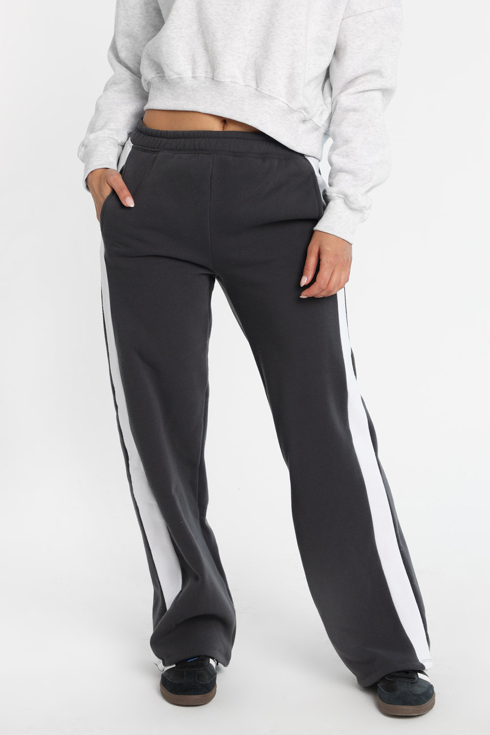 AERO Wide-Leg Sweatpants AERO Wide-Leg Sweatpants