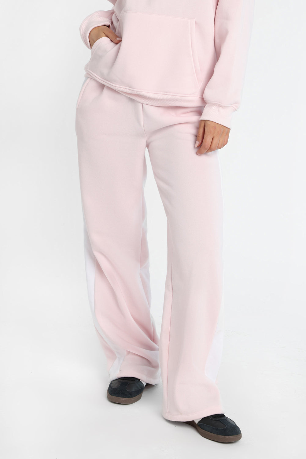 Pantalon en molleton à jambe large AERO Pantalon en molleton à jambe large AERO