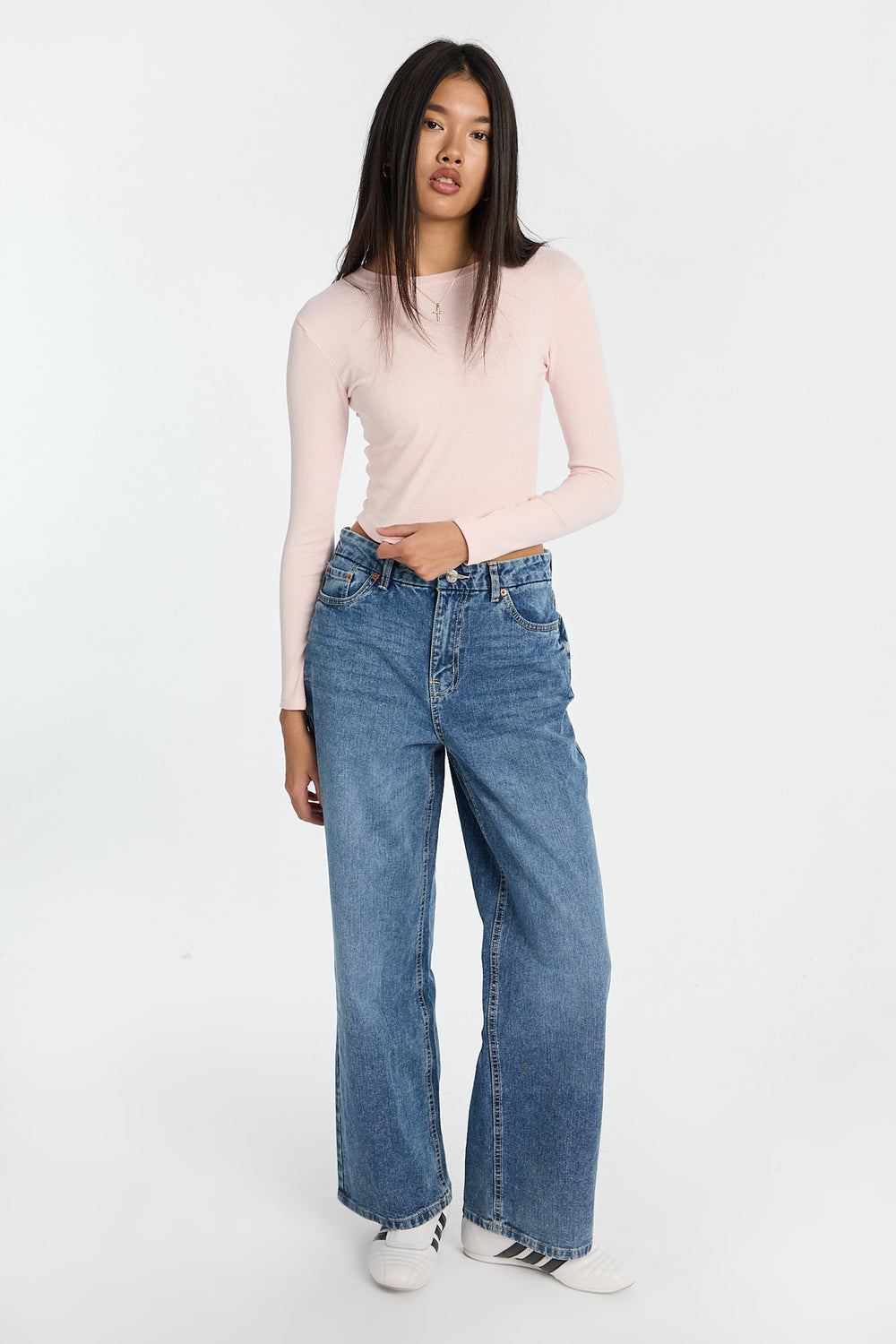 T-shirt court à manches longues et col ras-du-cou AERO T-shirt court à manches longues et col ras-du-cou AERO