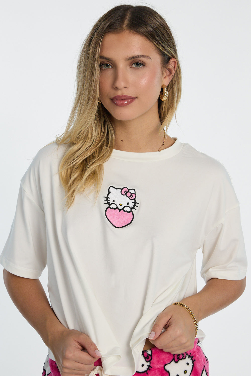 Ensemble de pyjama 2 pièces imprimé coeur Hello Kitty Ensemble de pyjama 2 pièces imprimé coeur Hello Kitty
