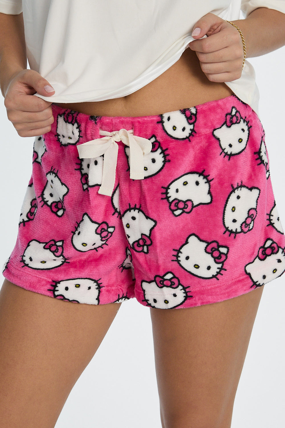 Ensemble de pyjama 2 pièces imprimé coeur Hello Kitty Ensemble de pyjama 2 pièces imprimé coeur Hello Kitty