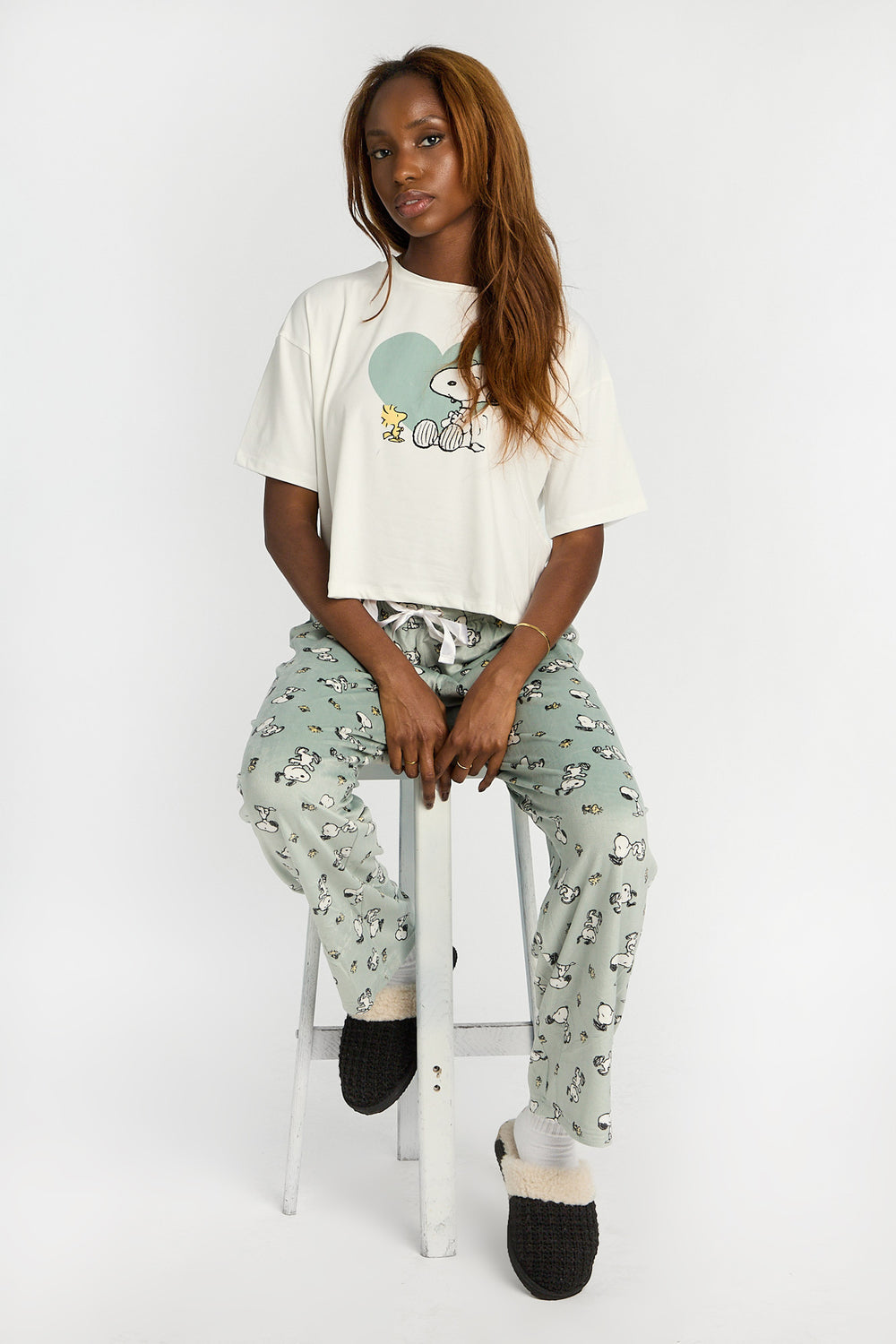 Ensemble de pyjama en velour imprimé Peanuts Snoopy coeur Ensemble de pyjama en velour imprimé Peanuts Snoopy coeur