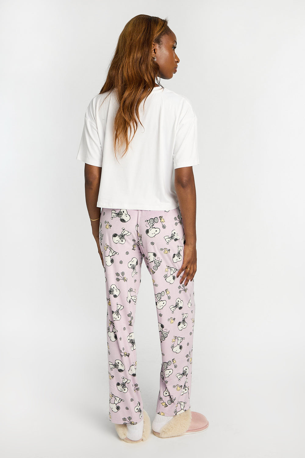 Ensemble de pyjama en velour imprimé Peanuts Snoopy fleur Ensemble de pyjama en velour imprimé Peanuts Snoopy fleur