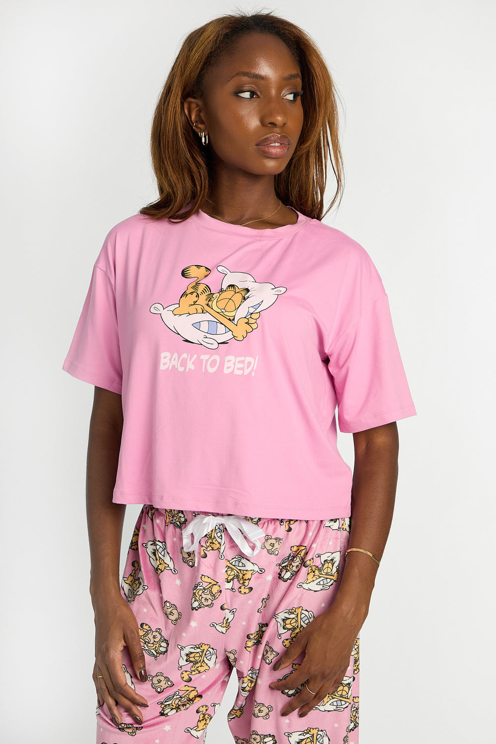Ensemble de pyjama en velour imprimé Garfield Ensemble de pyjama en velour imprimé Garfield