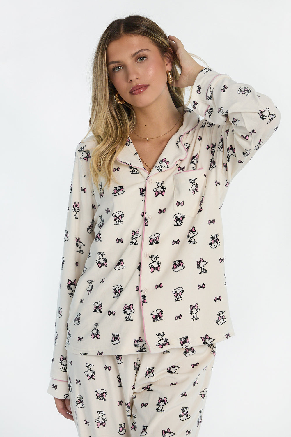 Snoopy Bows Velour 2-Piece Pajama Shirt & Pant Set Snoopy Bows Velour 2-Piece Pajama Shirt & Pant Set